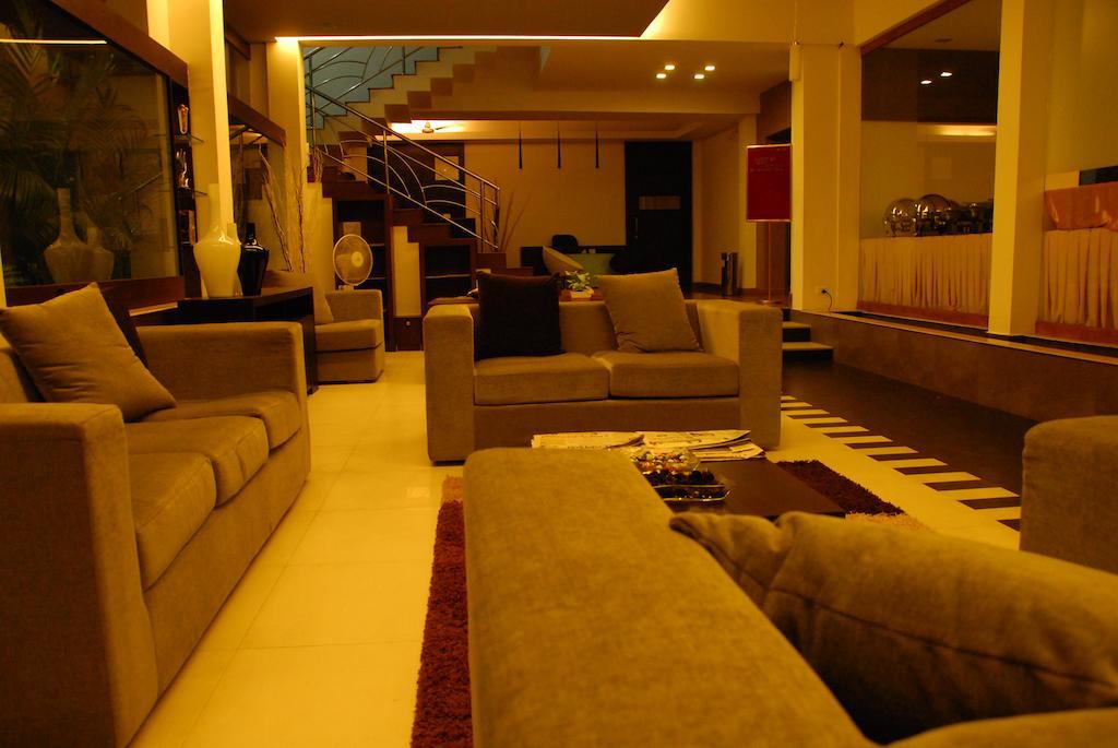 Hotel Sayoojyam Residency Palakkad Zewnętrze zdjęcie