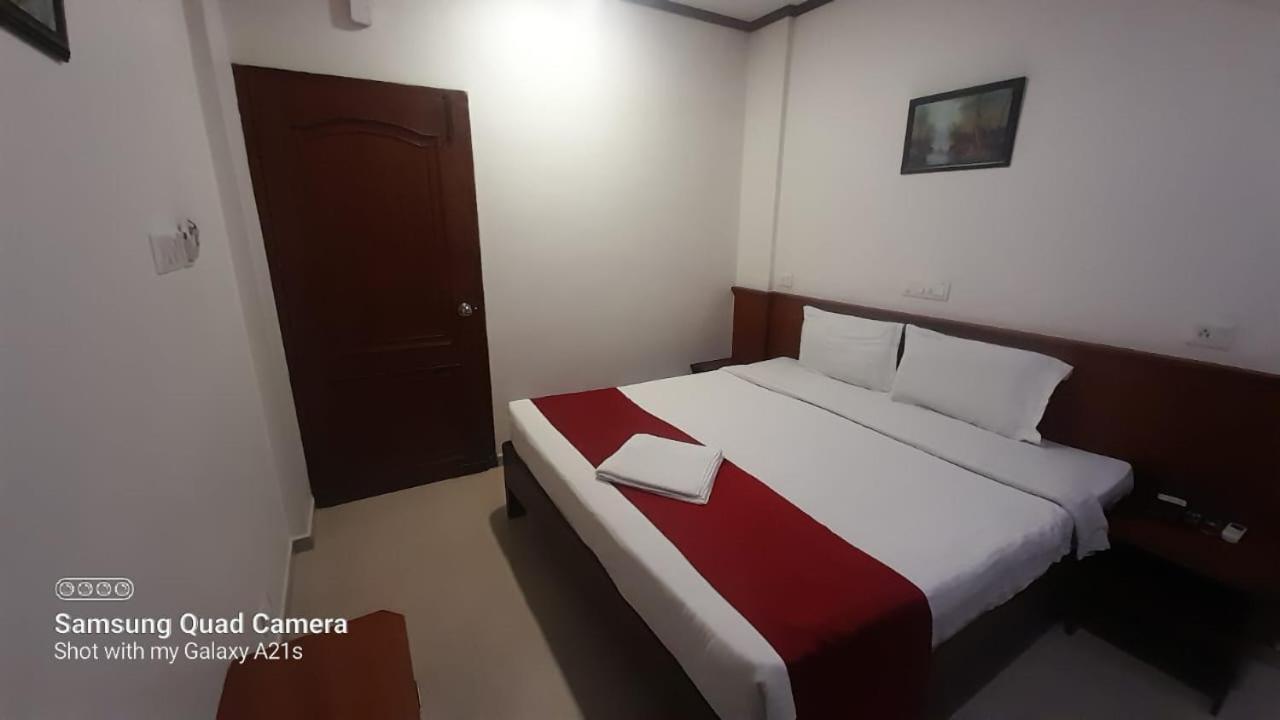 Hotel Sayoojyam Residency Palakkad Zewnętrze zdjęcie